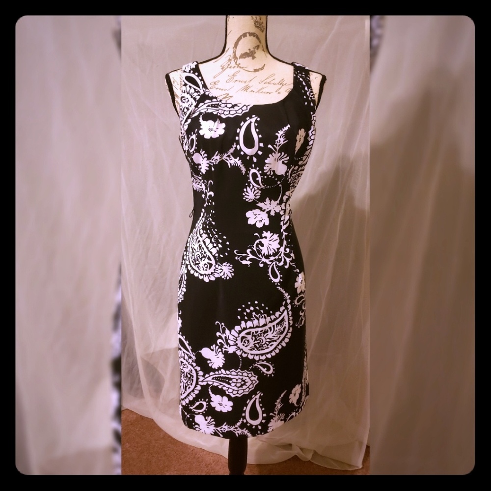 Paisley sleeveless dress